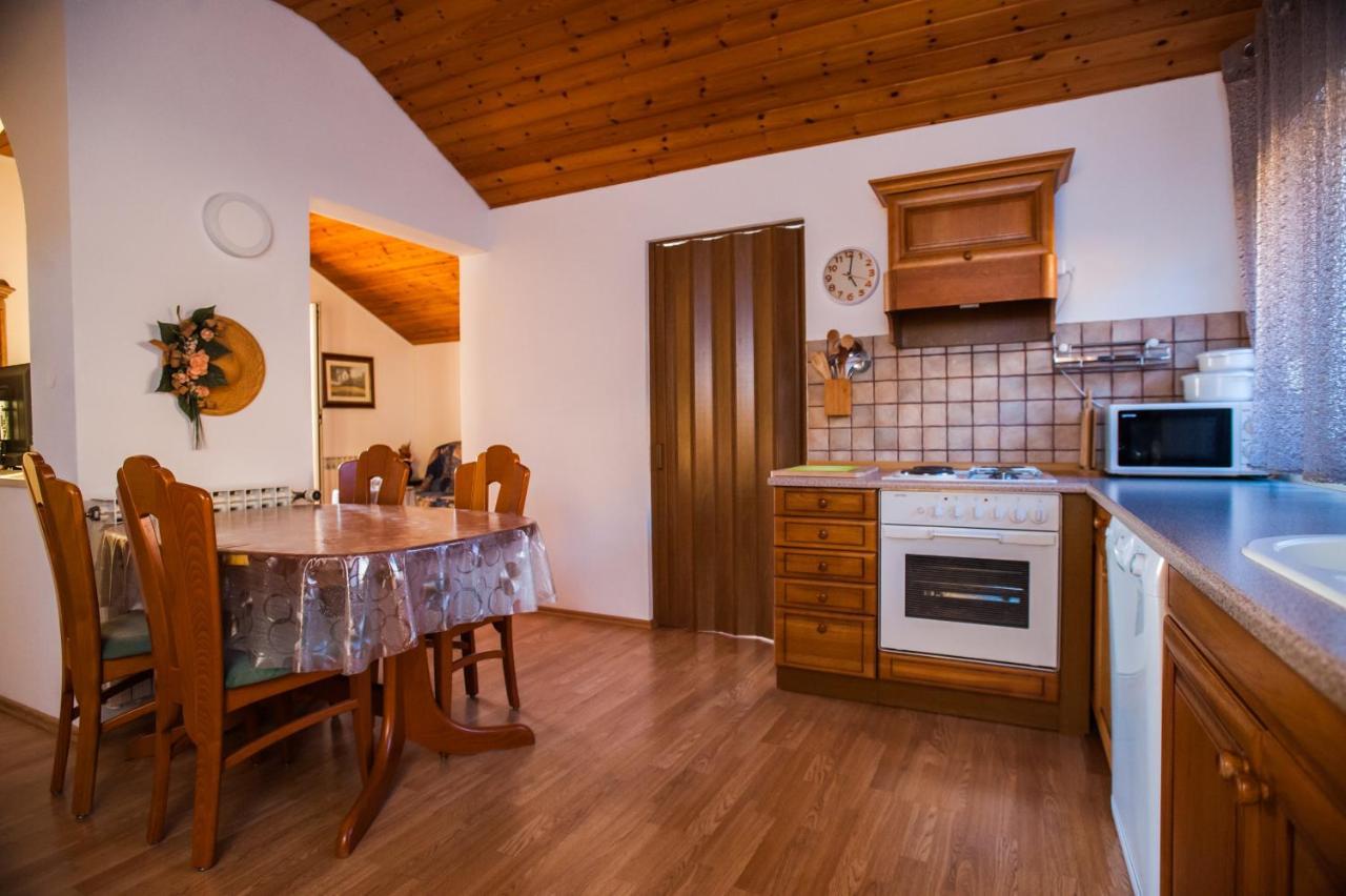 Apartments Nino Podstrana Dış mekan fotoğraf