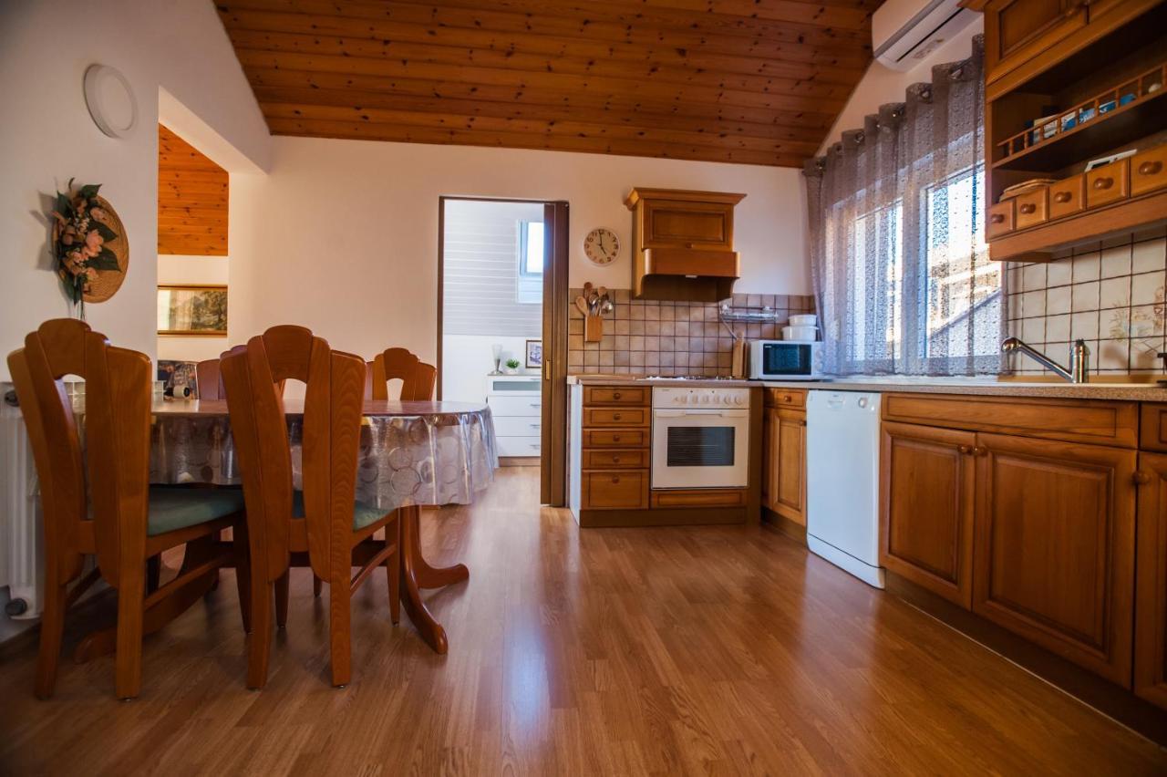 Apartments Nino Podstrana Dış mekan fotoğraf