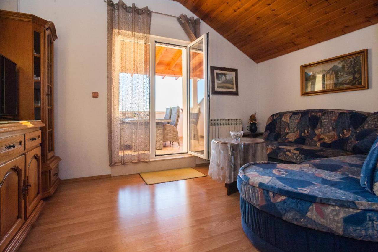 Apartments Nino Podstrana Dış mekan fotoğraf